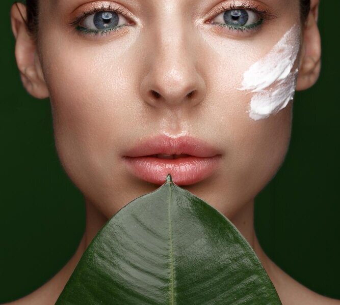 girl-with-natural-makeup