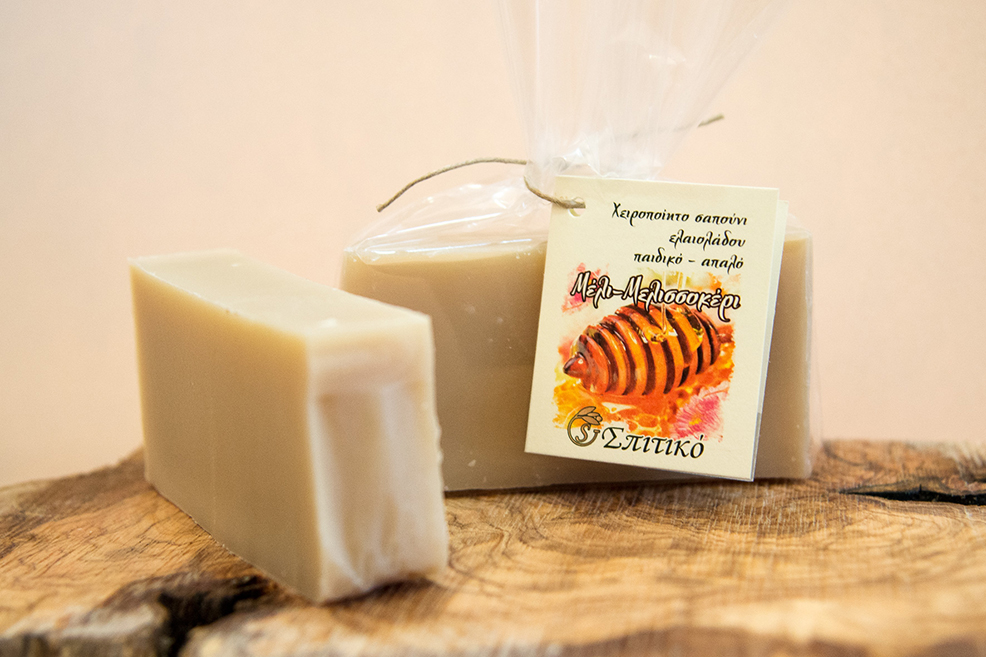 Soap with honey, beeswax, oil and oat groats – Spitiko